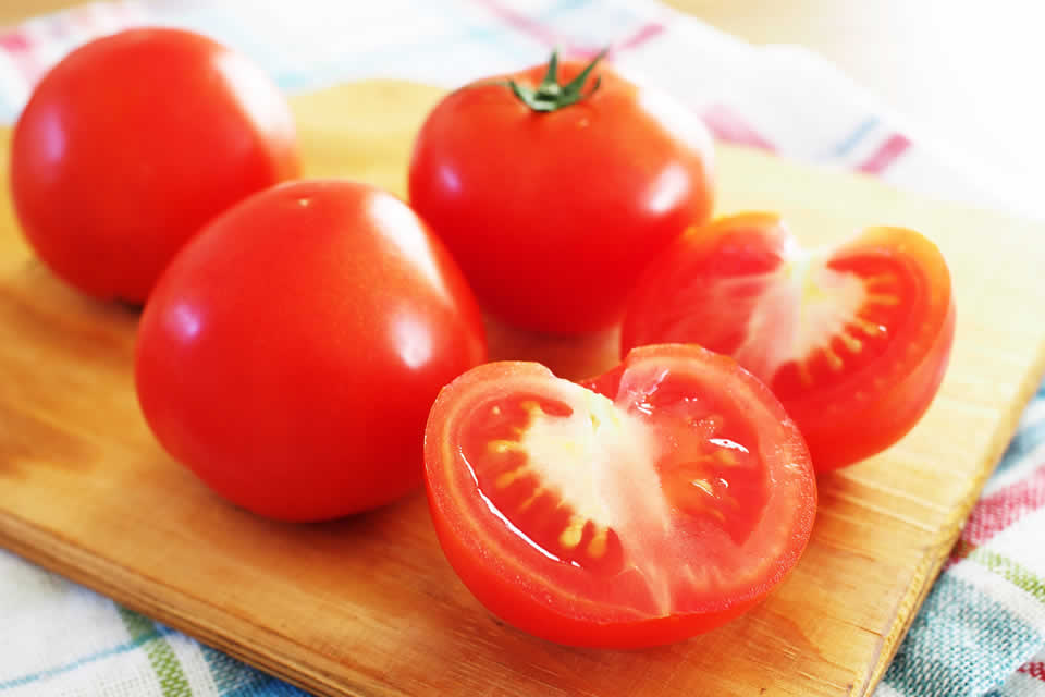 長生トマト（ながいきトマト）